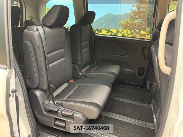 Nissan SERENA 2021-09 8210059-7