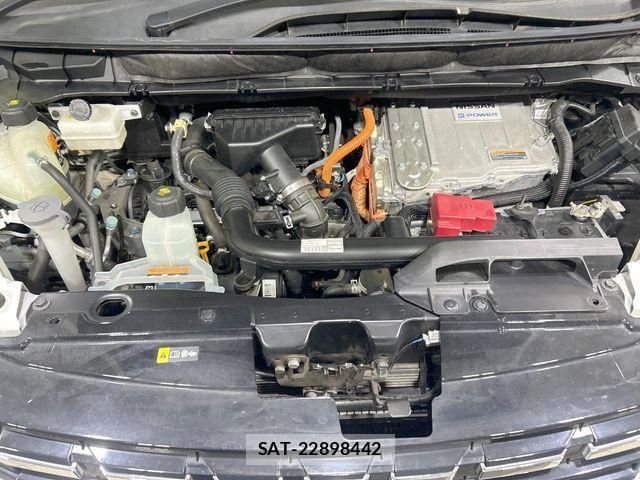 Nissan SERENA 2021-08 8210049-17