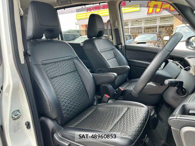 Nissan SERENA 2023-09 8210038-28