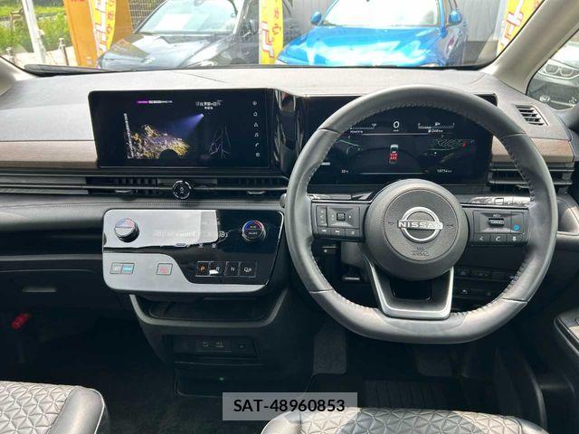 Nissan SERENA 2023-09 8210038-4