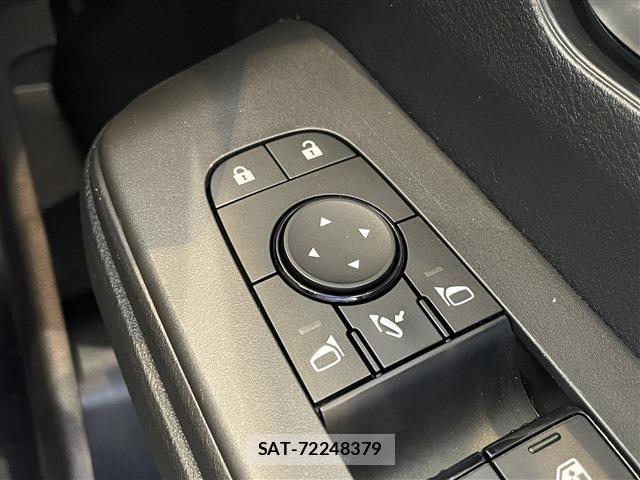 Nissan SERENA 2023-10 8210066-20