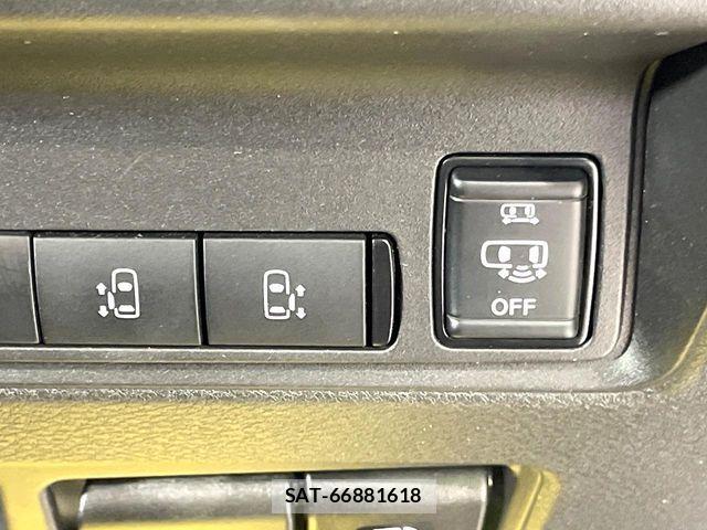 Nissan SERENA 2023-05 8210044-2