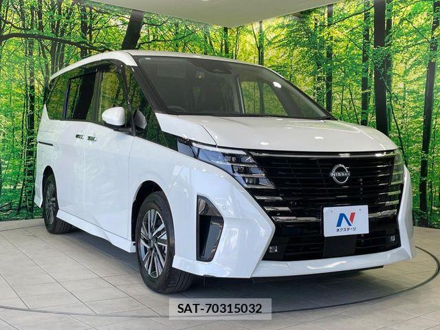 Nissan SERENA 2023-06 8210028-16