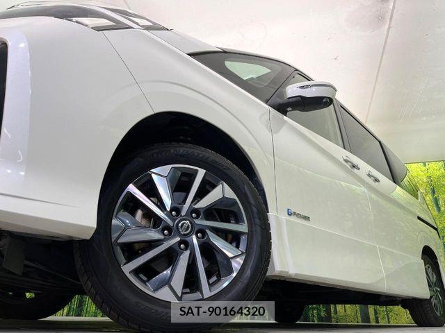 Nissan SERENA 2020-07 8210061-12