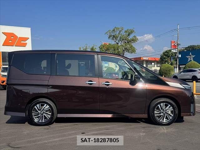 Nissan SERENA 2023-07 8210034-11