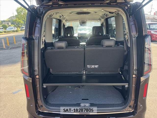 Nissan SERENA 2023-07 8210034-20