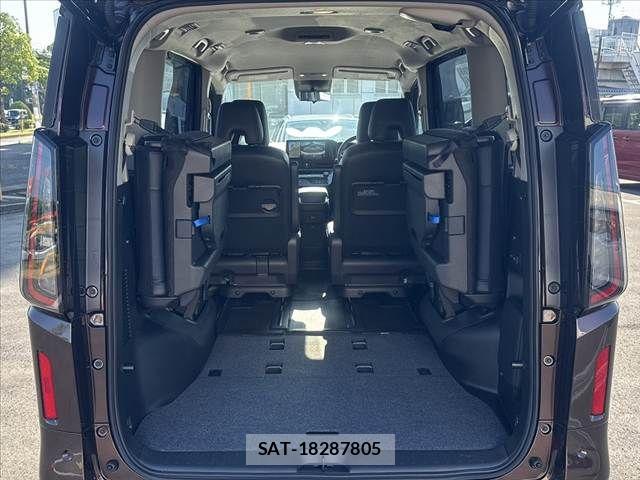 Nissan SERENA 2023-07 8210034-21