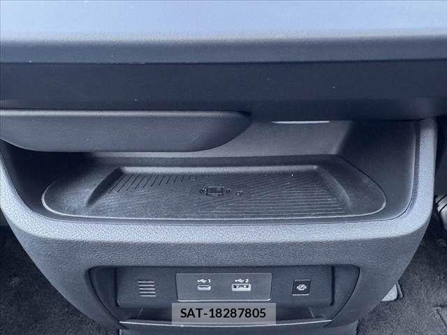 Nissan SERENA 2023-07 8210034-26