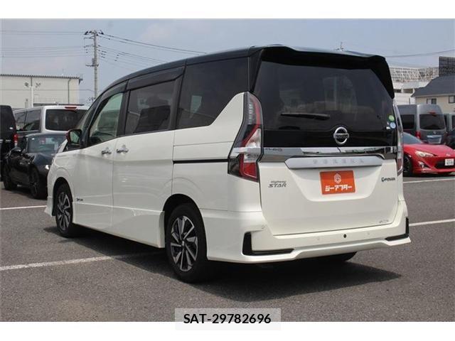 Nissan SERENA 2021-02 8210073-11