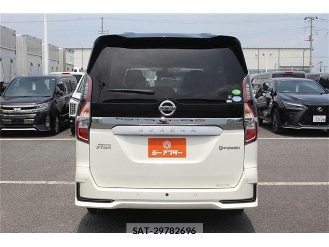 Nissan SERENA 2021-02 8210073-12