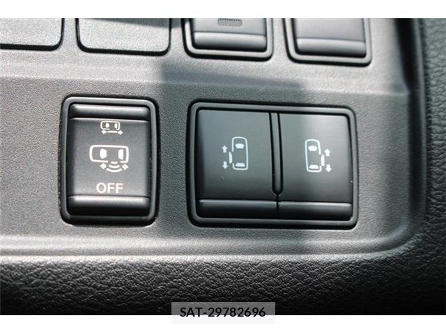Nissan SERENA 2021-02 8210073-6