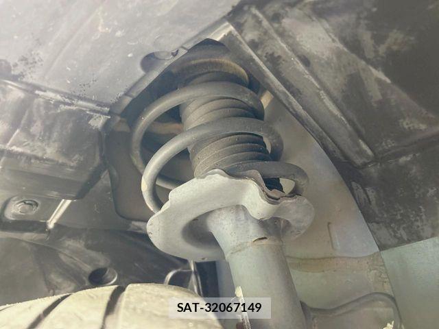 Nissan SERENA 2019-01 8210074-19