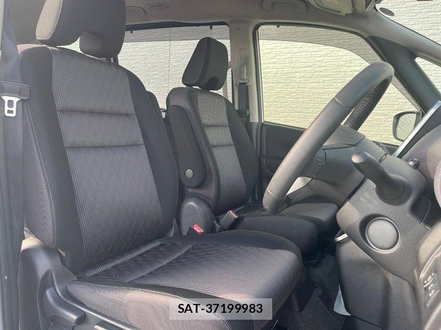 Nissan SERENA 2022-06 8210050-9