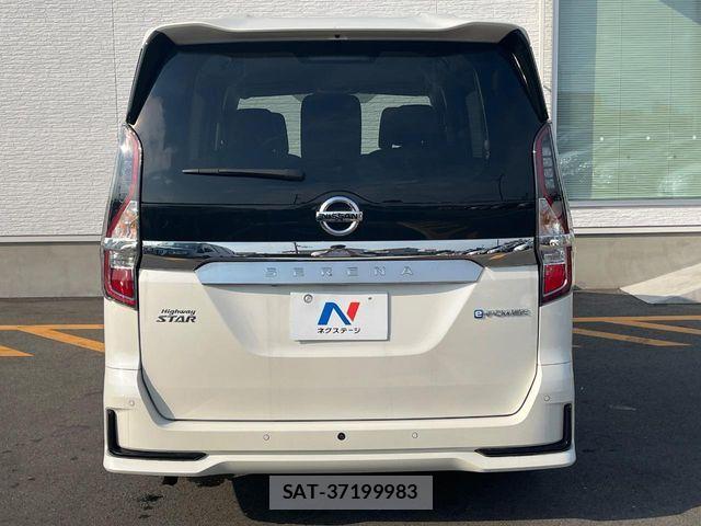 Nissan SERENA 2022-06 8210050-14