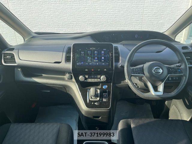 Nissan SERENA 2022-06 8210050-1