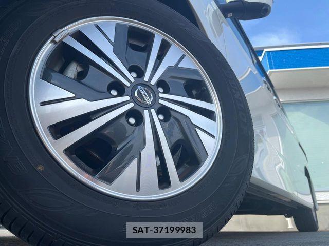 Nissan SERENA 2022-06 8210050-7