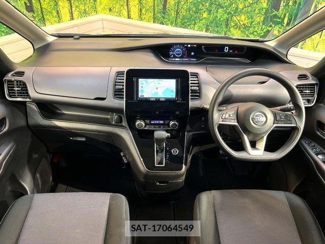 Nissan SERENA 2022-07 8210085-1
