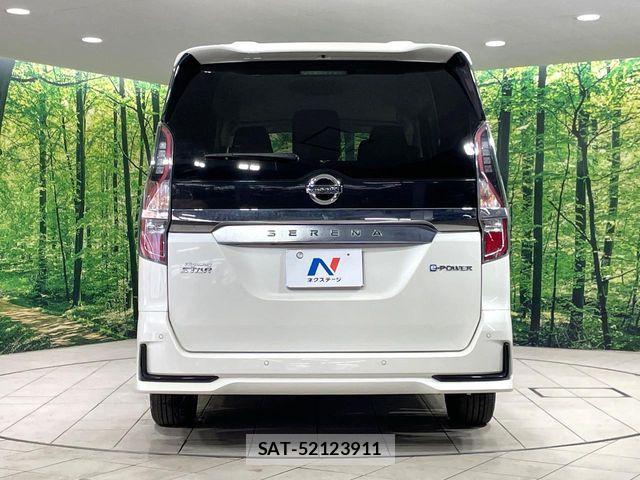 Nissan SERENA 2019-10 8210058-15