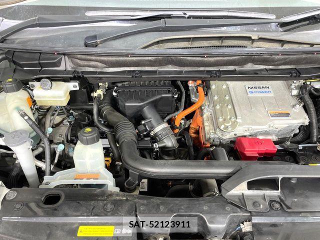 Nissan SERENA 2019-10 8210058-18