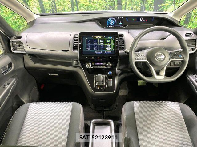 Nissan SERENA 2019-10 8210058-1
