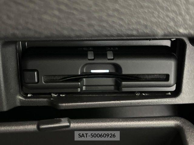 Nissan SERENA 2020-02 8210051-6