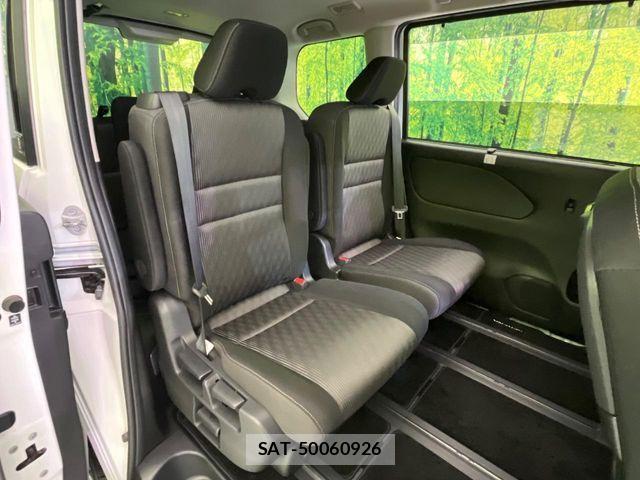 Nissan SERENA 2020-02 8210051-8