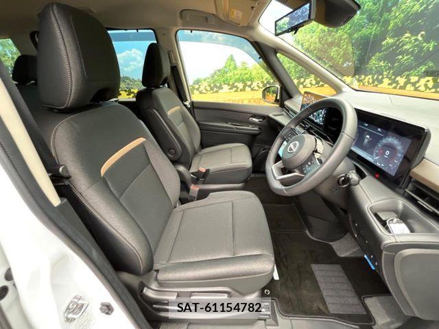 Nissan SERENA 2024-06 8210042-7