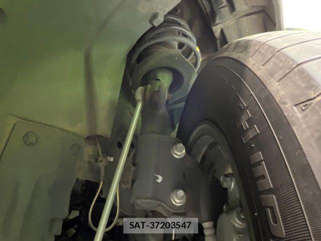 Nissan SERENA 2023-10 8210054-19