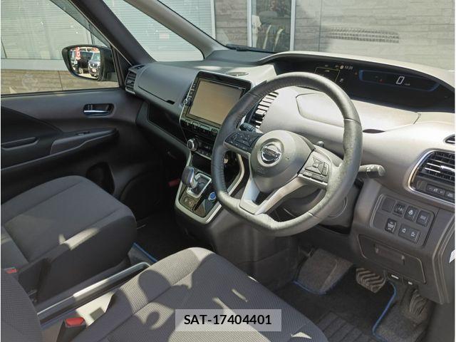 Nissan SERENA 2018-07 8210078-4