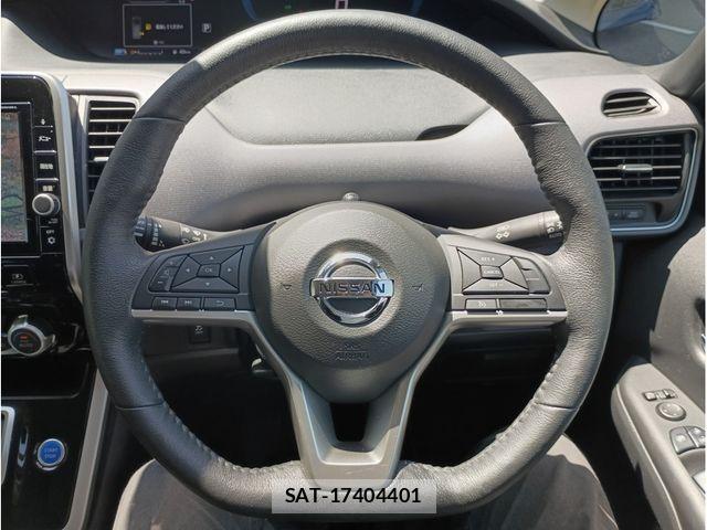 Nissan SERENA 2018-07 8210078-6