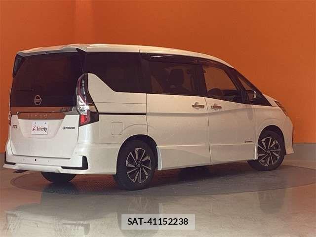 Nissan SERENA 2021-12 8210057-11