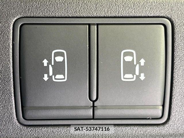Nissan SERENA 2021-10 8210062-3