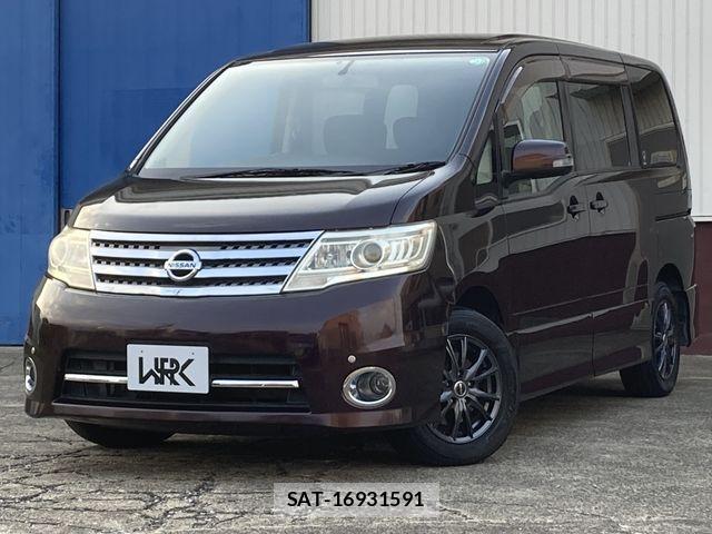 Nissan SERENA 2009-09 8210086-0