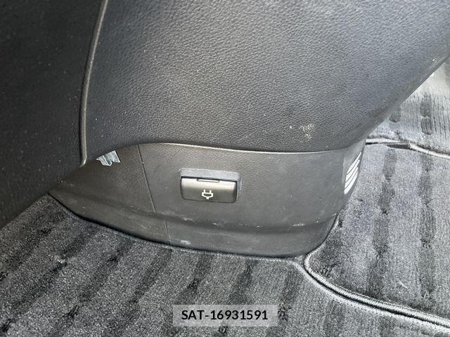 Nissan SERENA 2009-09 8210086-15