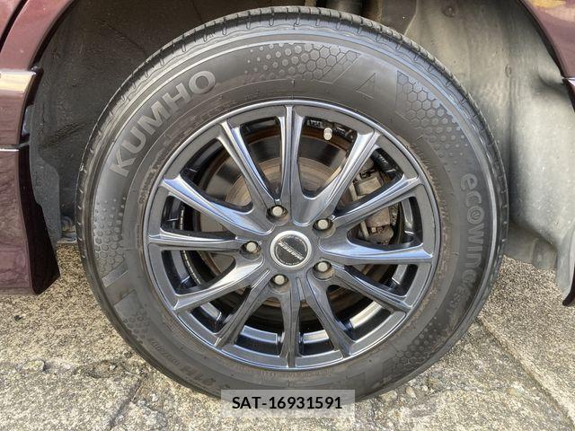 Nissan SERENA 2009-09 8210086-17
