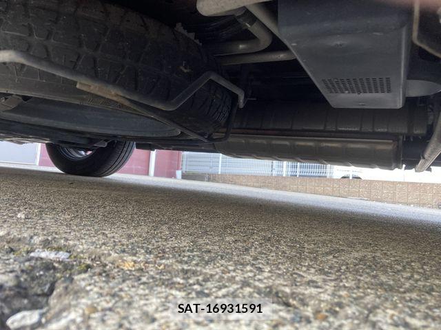 Nissan SERENA 2009-09 8210086-21