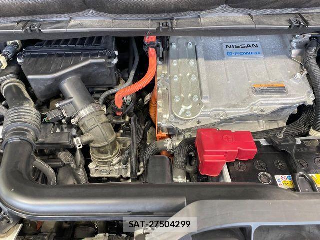 Nissan SERENA 2018-03 8210076-17