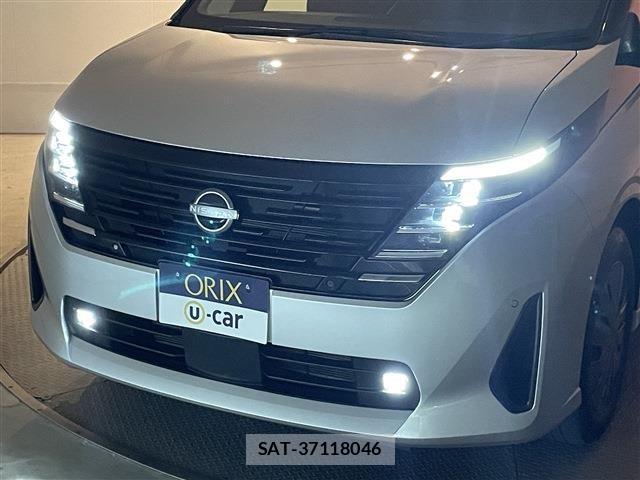 Nissan SERENA 2023-10 8210065-12