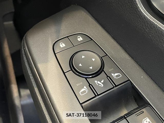 Nissan SERENA 2023-10 8210065-19