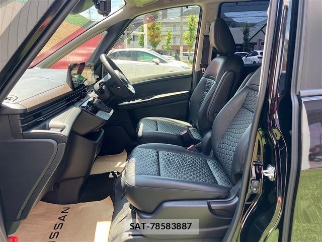 Nissan SERENA 2023-08 8210031-12