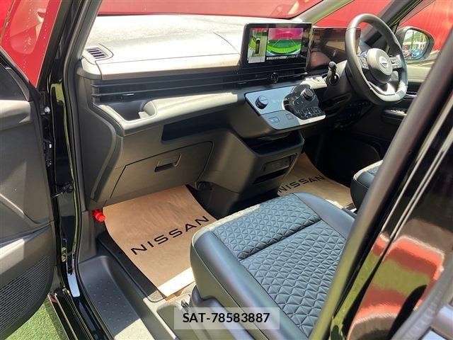 Nissan SERENA 2023-08 8210031-13