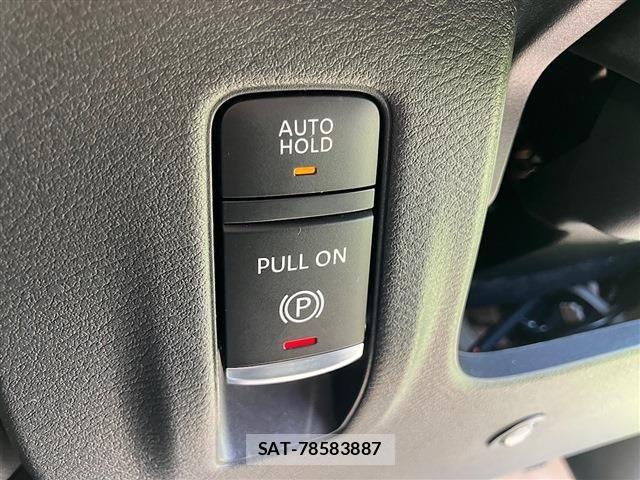 Nissan SERENA 2023-08 8210031-26