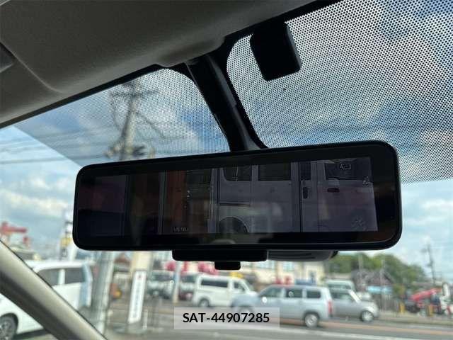 Nissan SERENA 2021-08 8210055-9