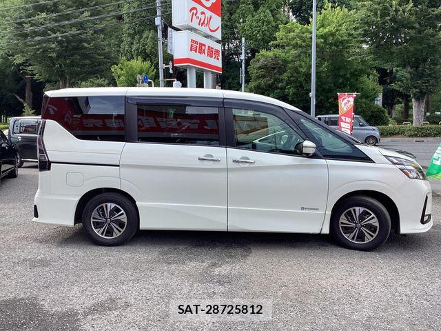 Nissan SERENA 2021-11 8210067-16