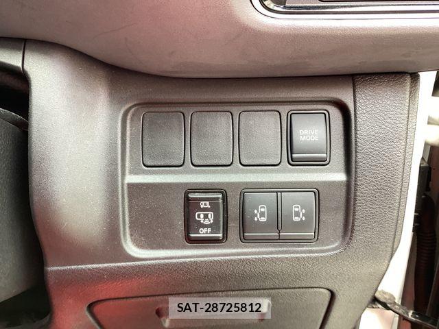 Nissan SERENA 2021-11 8210067-8