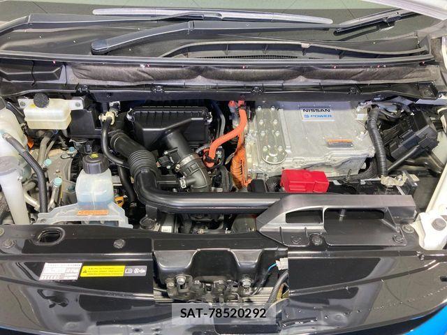 Nissan SERENA 2019-01 8210069-17