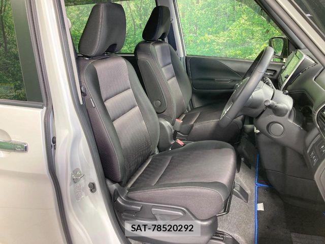 Nissan SERENA 2019-01 8210069-7