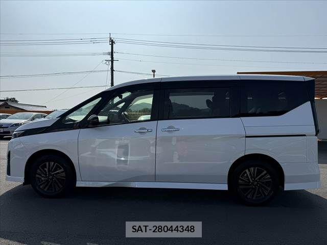 Nissan SERENA 2024-09 8210025-10