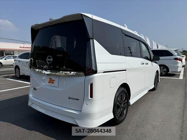 Nissan SERENA 2024-09 8210025-12