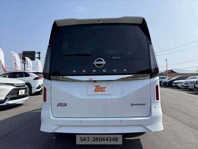 Nissan SERENA 2024-09 8210025-13